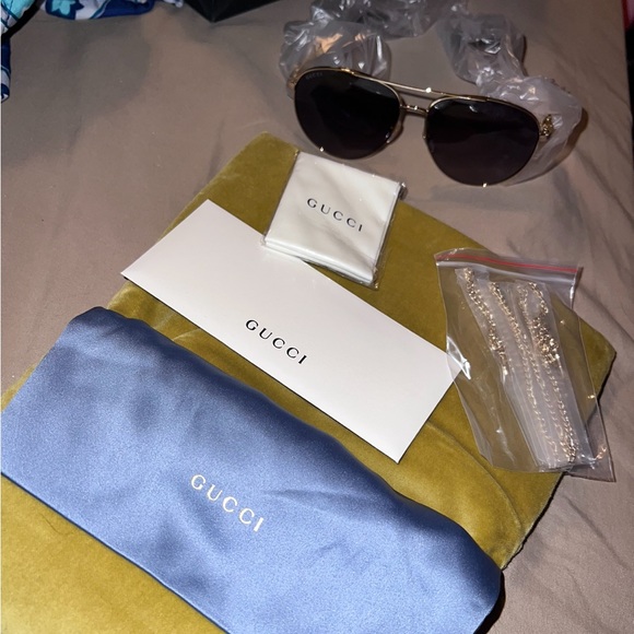 Gucci GG1088S, Aviator with chain - Picture 1 of 3